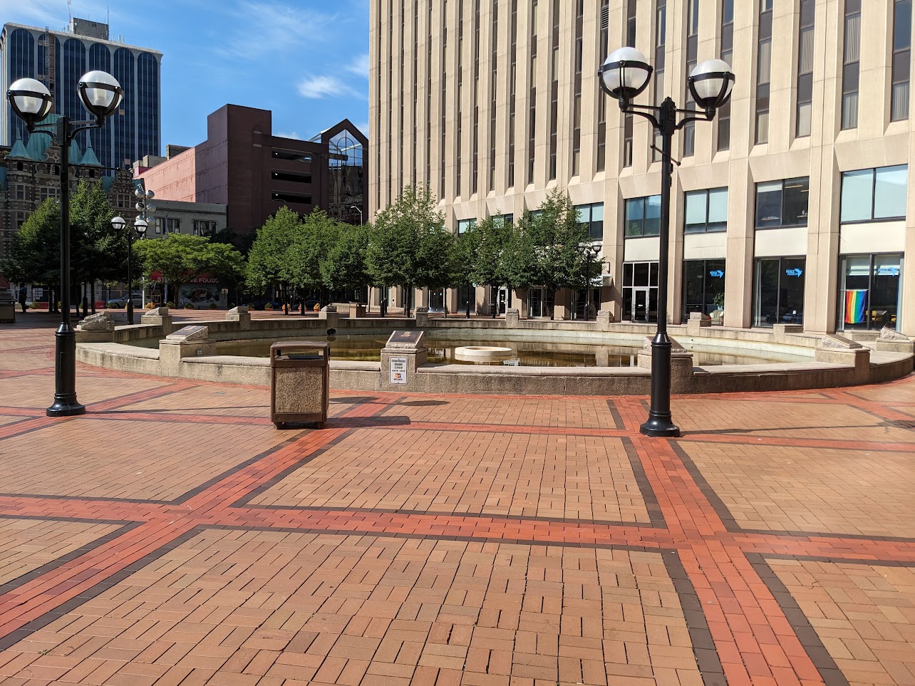 Courthouse Square Courthouse Square’s Resilience: Challenges and Possibilities for Tomorrow