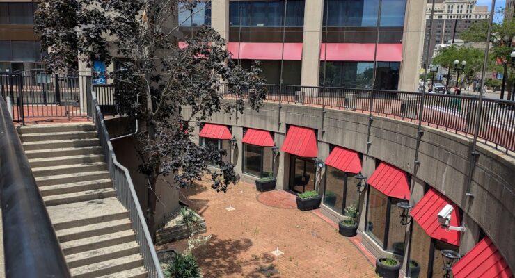 underground restaurants downtown courthouse square